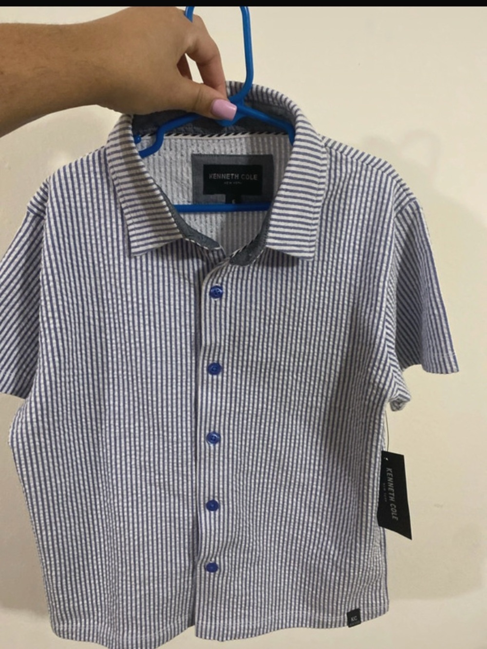 Kenneth Cole Navy and White Striped Short-Sleeve Button-Down Shirt
